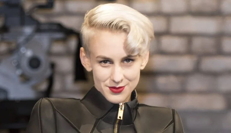 Lisa Eckhart Ehemann