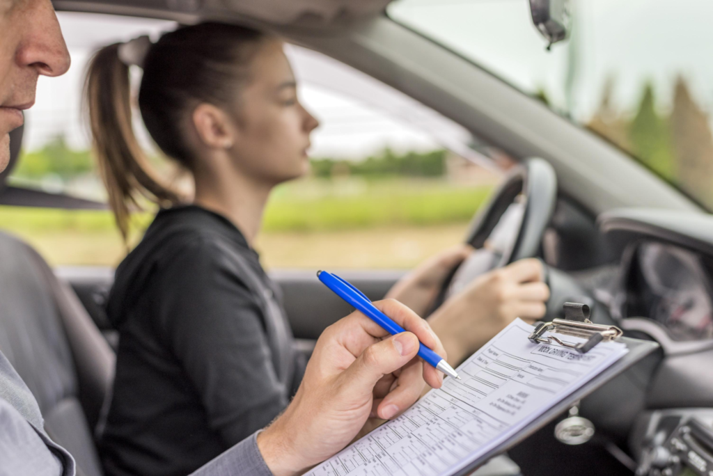 EU Führerschein kaufen Was ist legal und was nicht? EU Führerschein kaufen Was ist legal und was nicht?